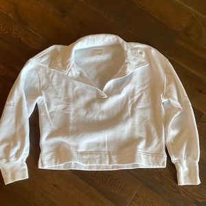 A&F soft AF cropped white polo sweatshirt